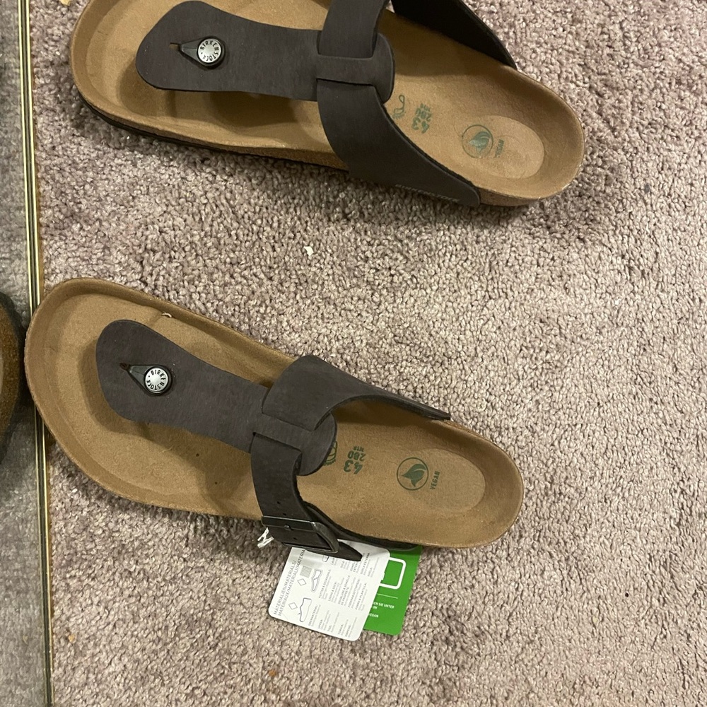 Birkenstock Black and Gold Sandals with Buckle **NEVER WORN NEW WITH TAGS**